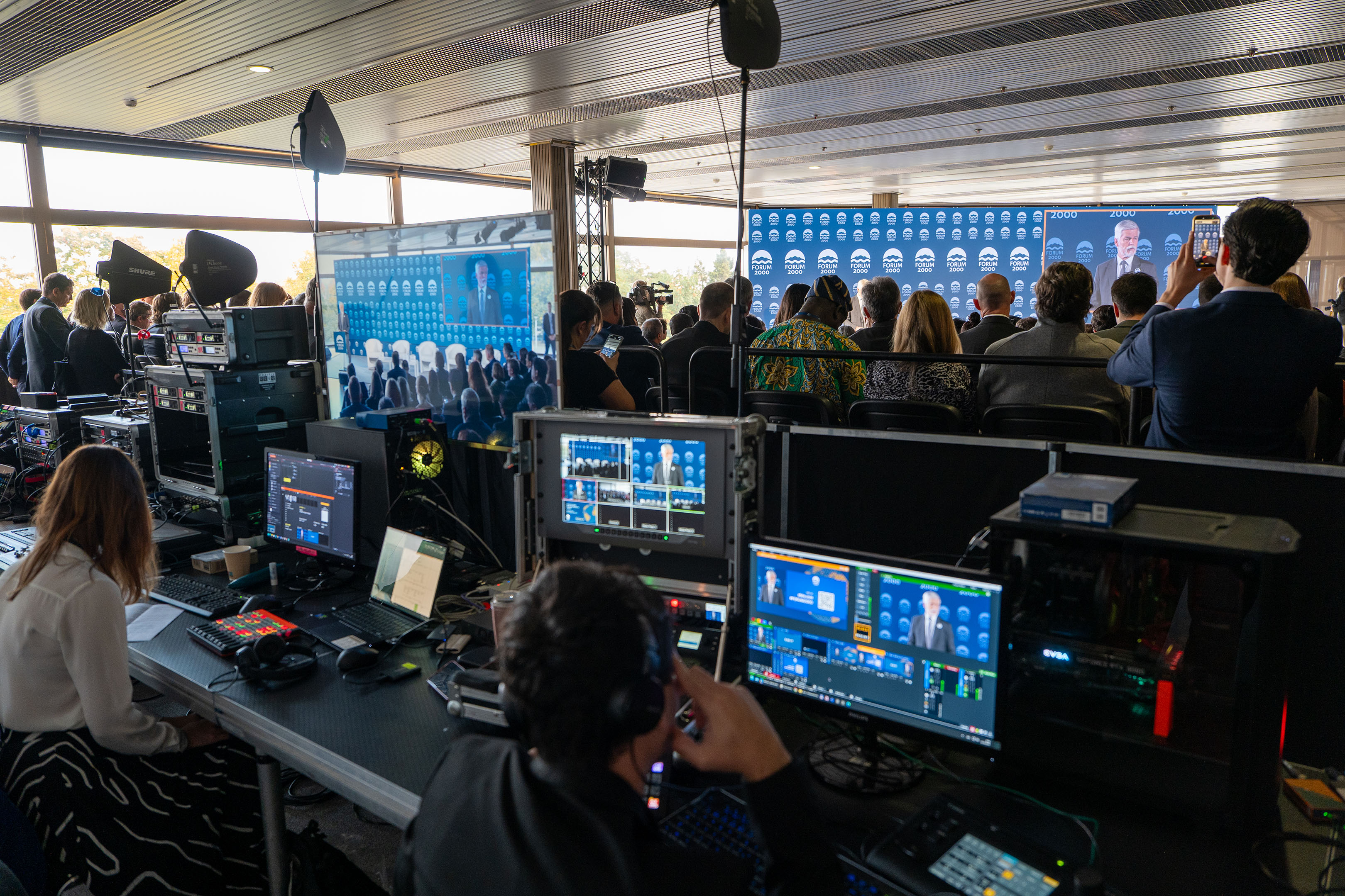 Live Streaming Setup Background