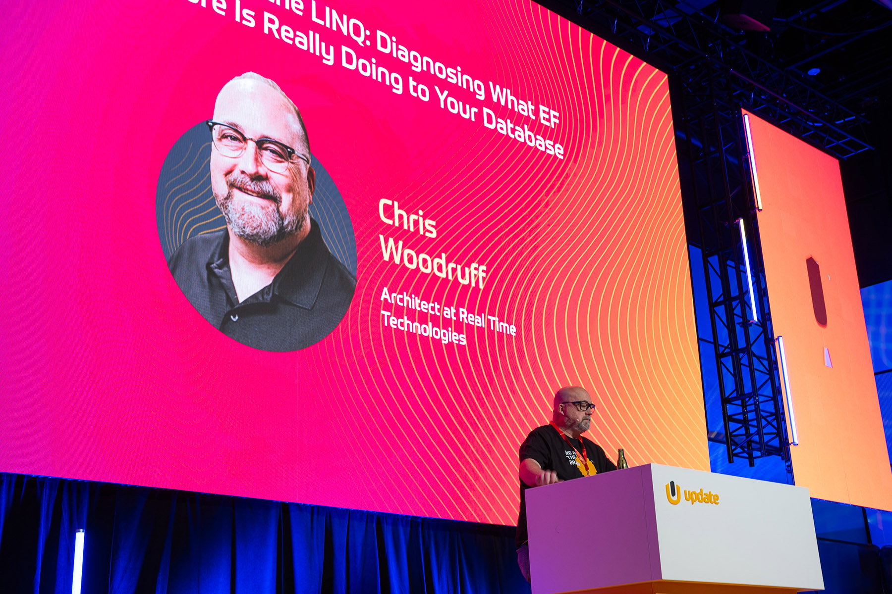 Dynamic data visualization on LED screen